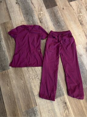 Women's Scrub Set - Deep Berry